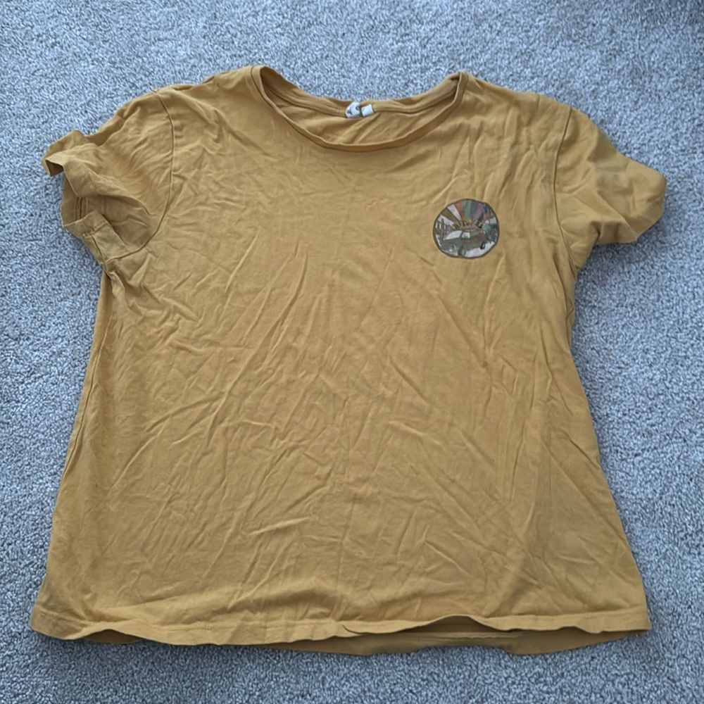 Size small yellow Ripcurl t-shirt